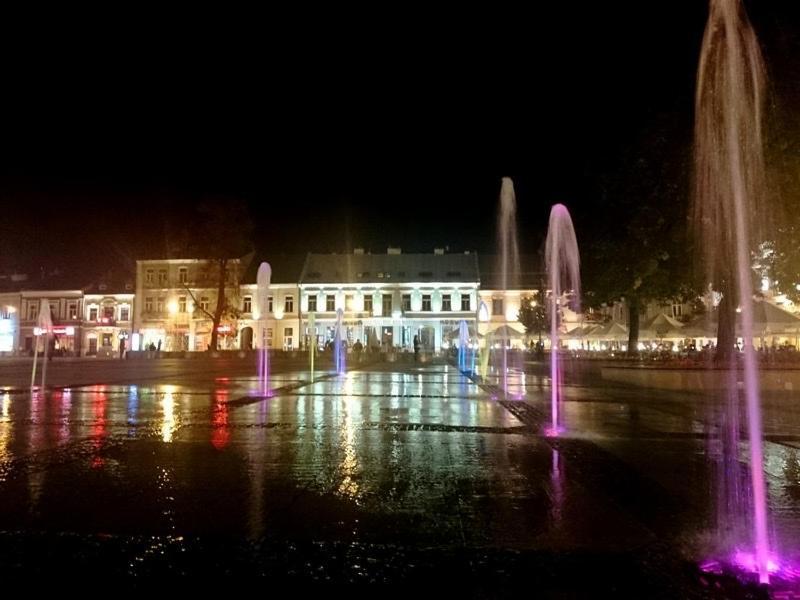 Pensjonat Widok Rynek -Parking Kielce Luaran gambar